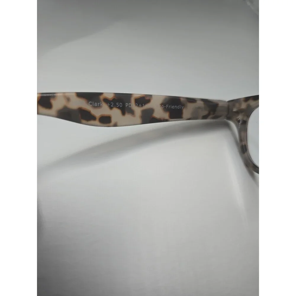 Peepers Grey Tortoise Blue Light Block Reading Glasses 2600 Clark +2.50 Academia